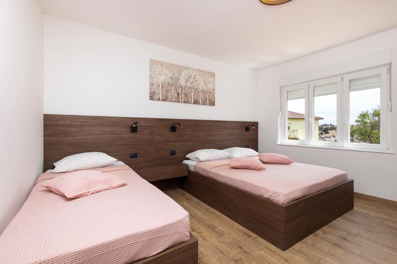 Boutique Apartment Малий Лошинь Екстер'єр фото