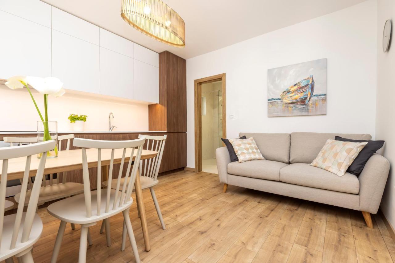 Boutique Apartment Малий Лошинь Екстер'єр фото